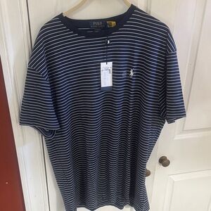 Polo by Ralph Lauren Navy & White Striped Crewneck Tee men’s large